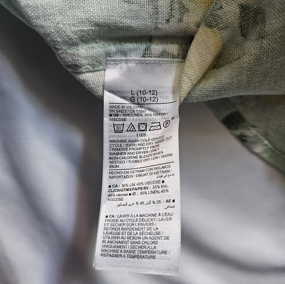 Set Of Two Boys' Short-Sleeve Button Down- Gap And Old Navy- 10 and 10/12 - Picture 5 of 10